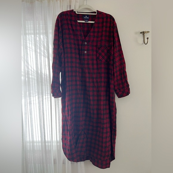 Vintage flannel nightgown - Picture 3 of 5